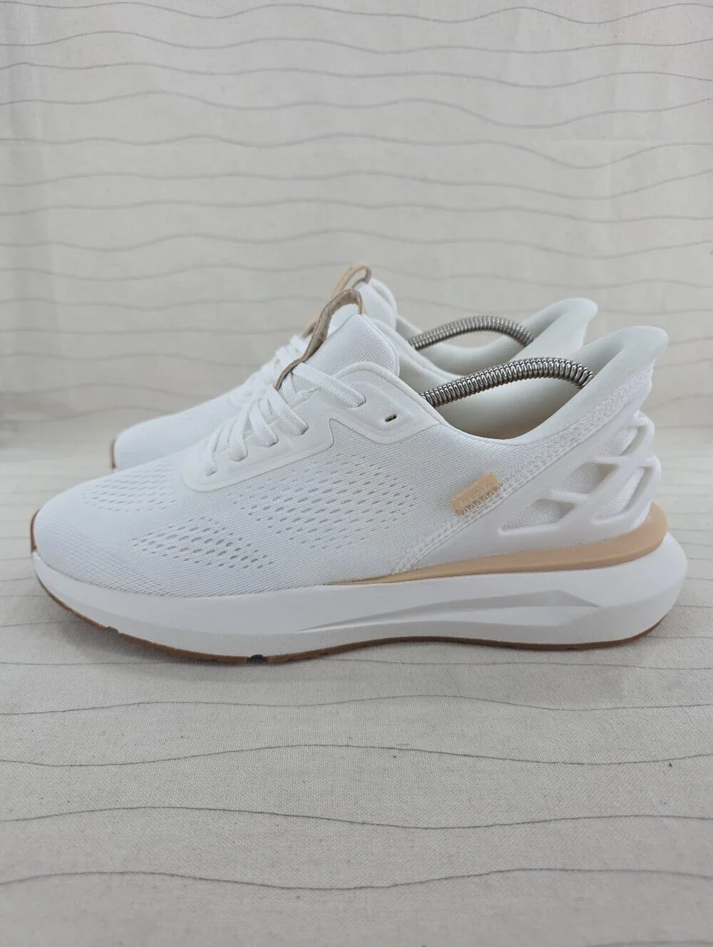 Kizik Womens Athens Step-in Mesh Ivory Peach Walking Athletic Shoes Size 11